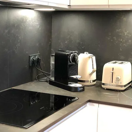 Appartamento Luxe Et Confort - Proche Palais Et Plages - A/c