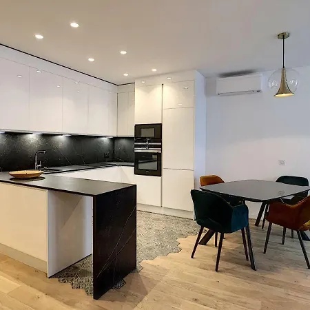 דירה Luxe Et Confort - Proche Palais Et Plages - A/c