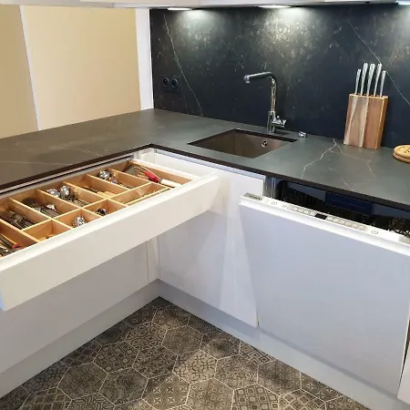 Luxe Et Confort - Proche Palais Et Plages - A/c דירה *